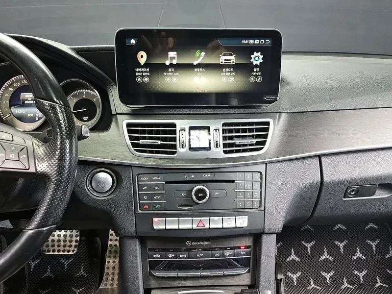 Mercedes-Benz E 220, снимка 14 - Автомобили и джипове - 52872682