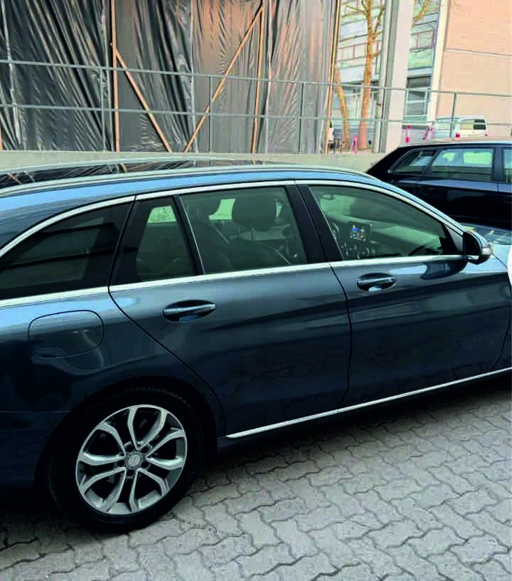 Mercedes-Benz C 180, снимка 3 - Автомобили и джипове - 54347622