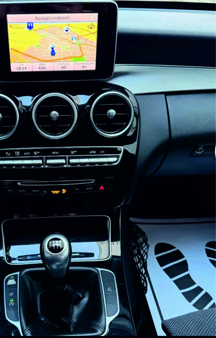 Mercedes-Benz C 180, снимка 14 - Автомобили и джипове - 54347622