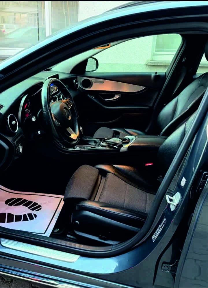 Mercedes-Benz C 180, снимка 9 - Автомобили и джипове - 54347622