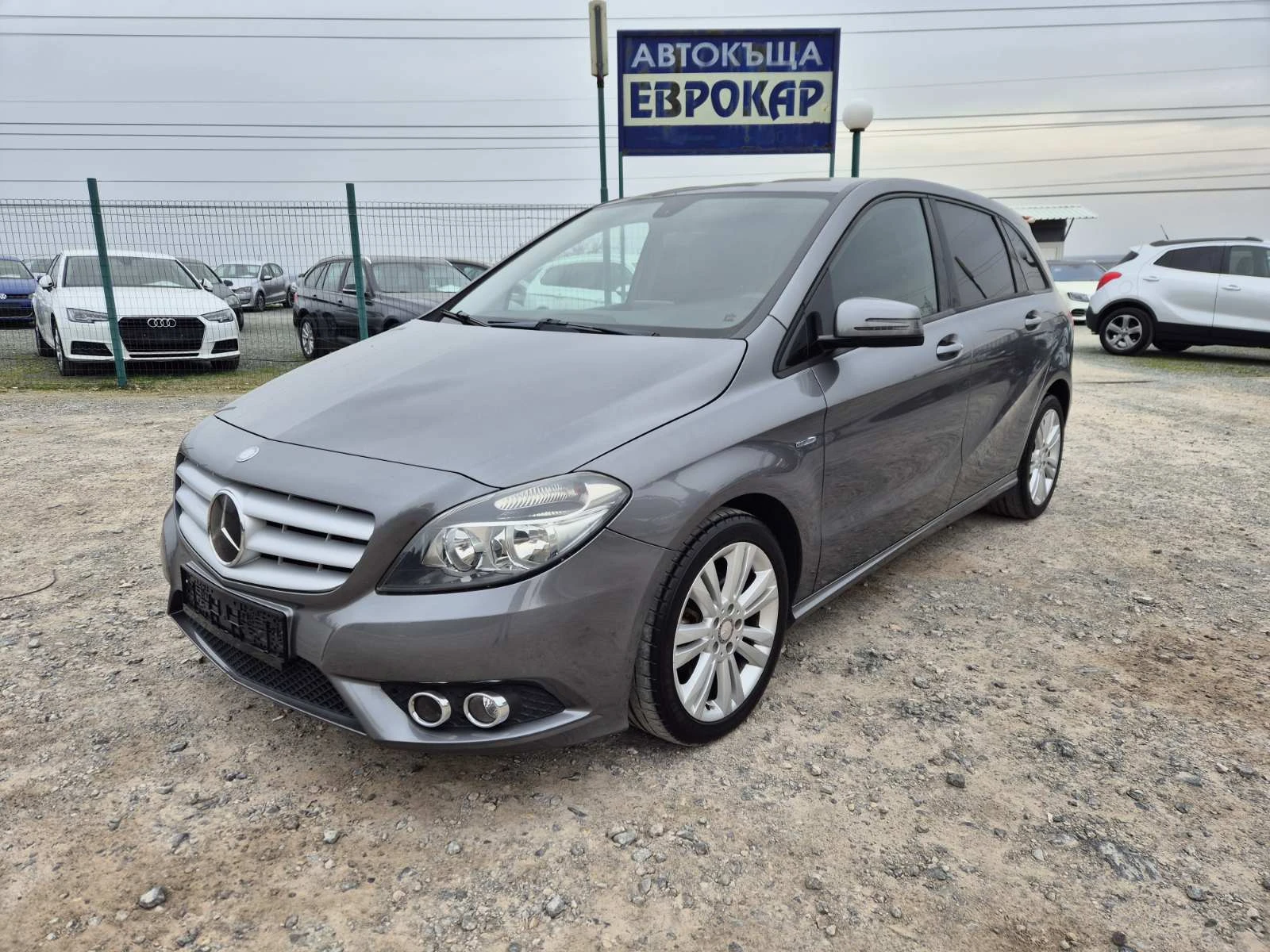 Mercedes-Benz B 180 1.6i 122кс | Mobile.bg — изображение 1