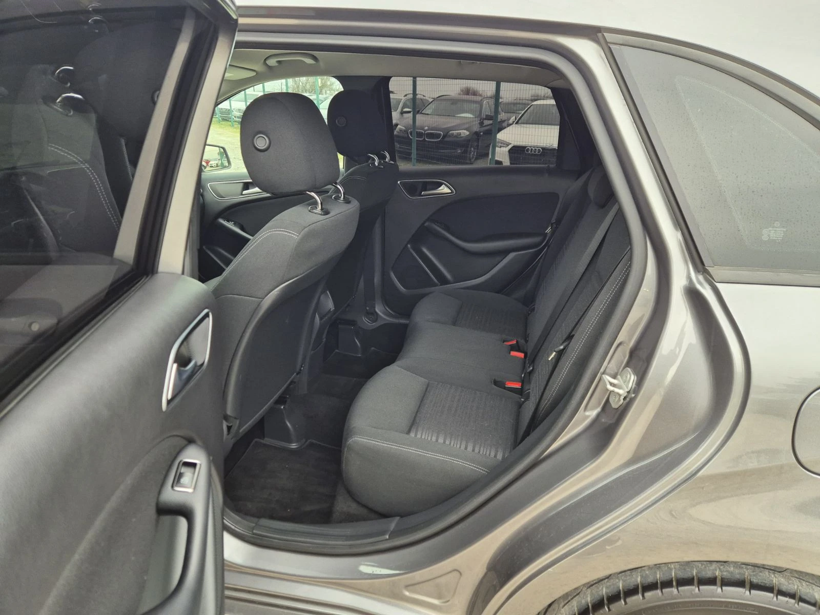 Mercedes-Benz B 180 1.6i 122кс | Mobile.bg — изображение 12