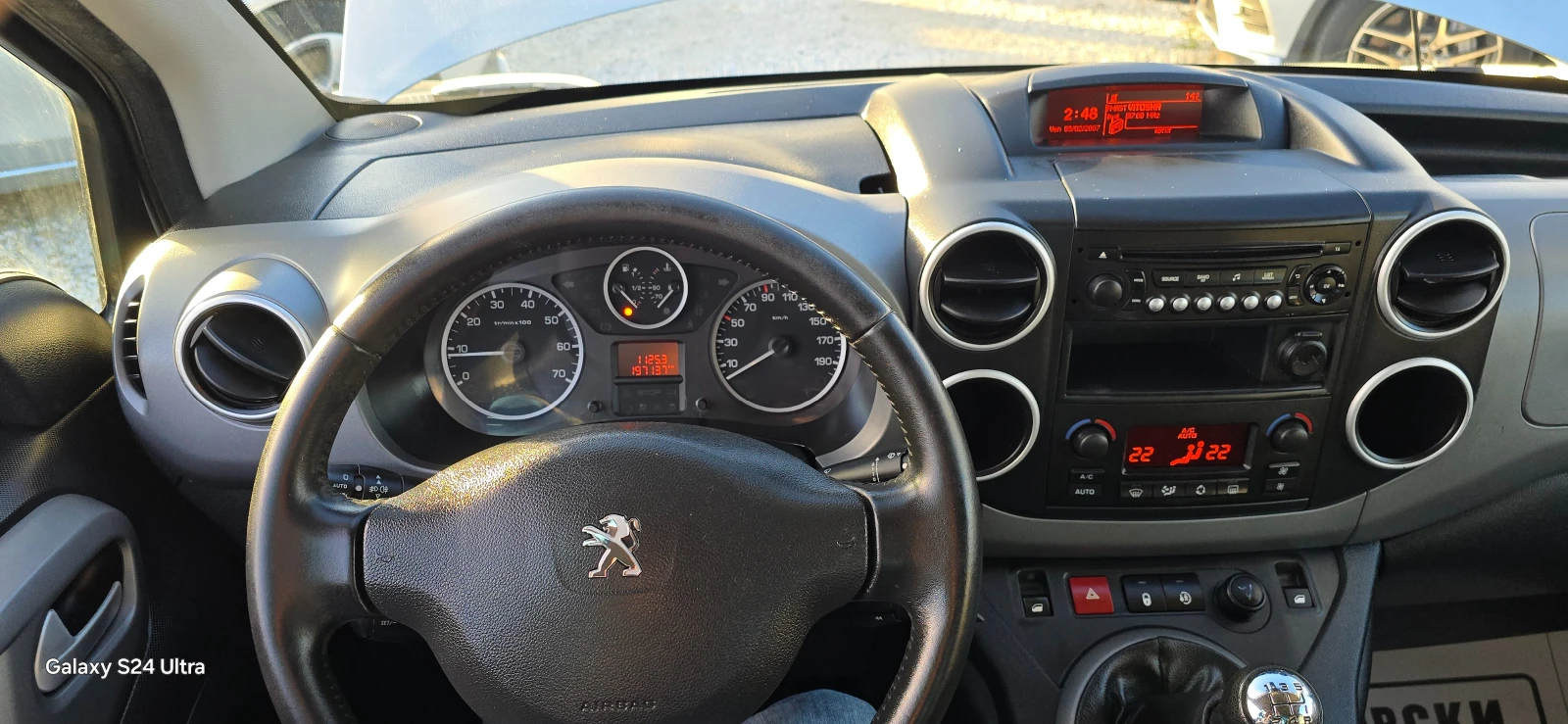 Peugeot Partner 1.6 e-HDI с вкл.ДДС - изображение 10