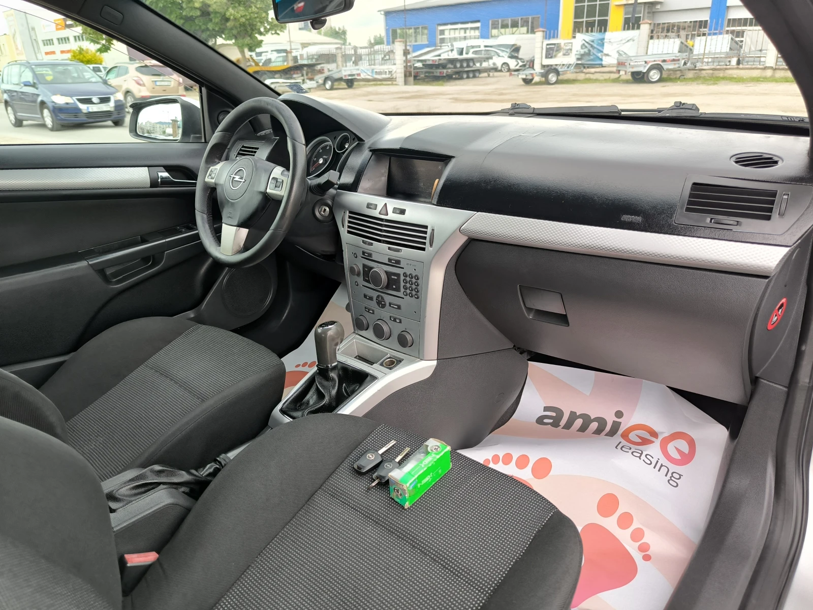 Opel Astra GTC 1.9CDTI EURO4 РЕГИСТРИРАН - изображение 10