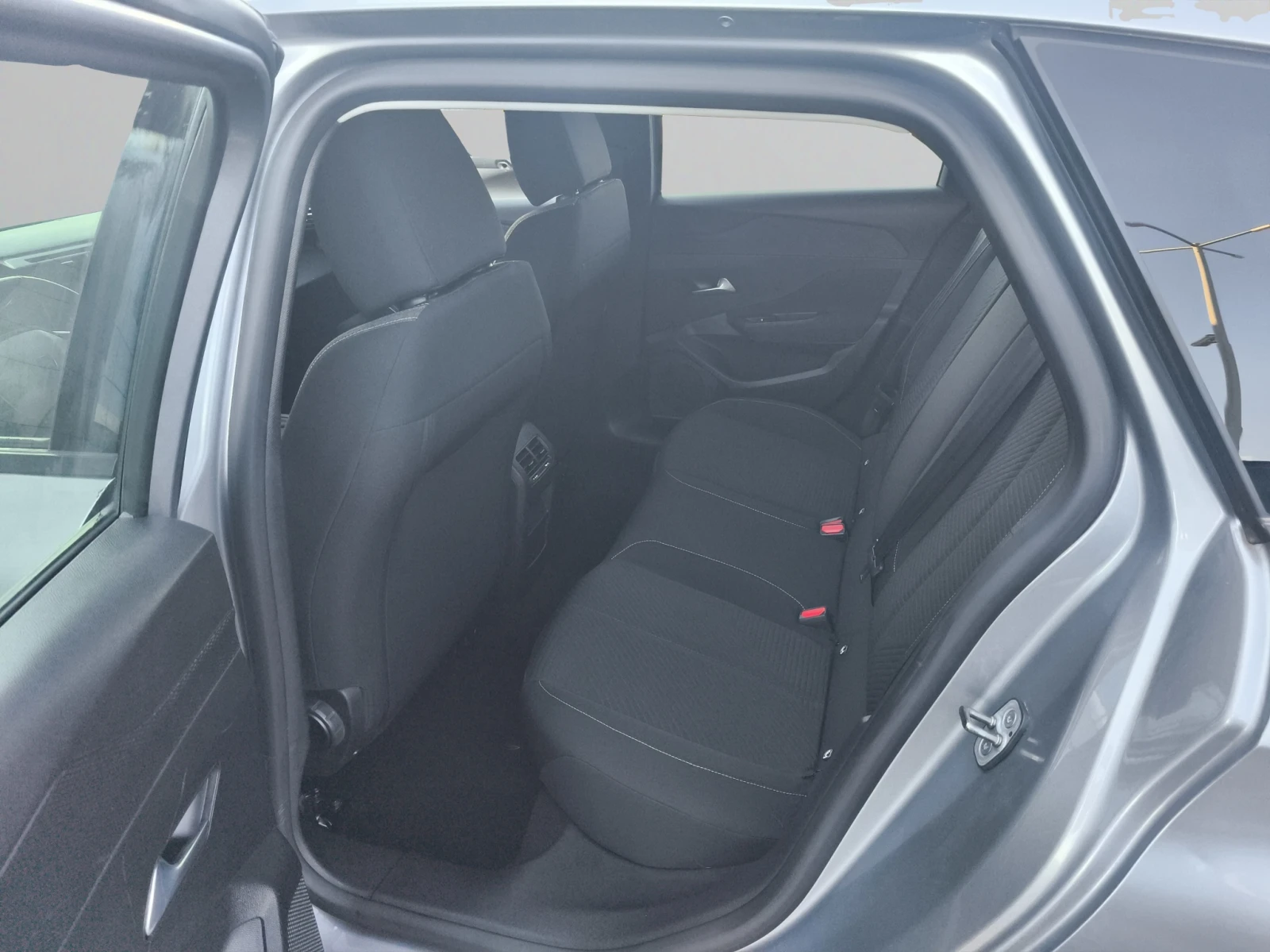 Peugeot 308 ACTIVE 1, 5 BlueHDi 130 EAT8 EURO 6/2206R09 | Mobile.bg   11