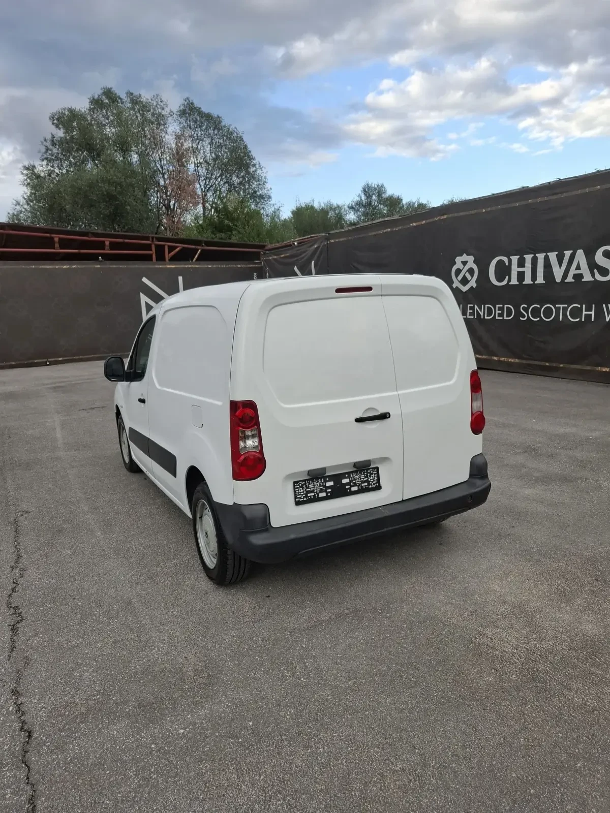 Citroen Berlingo 1.6HDI 90к.с - изображение 5