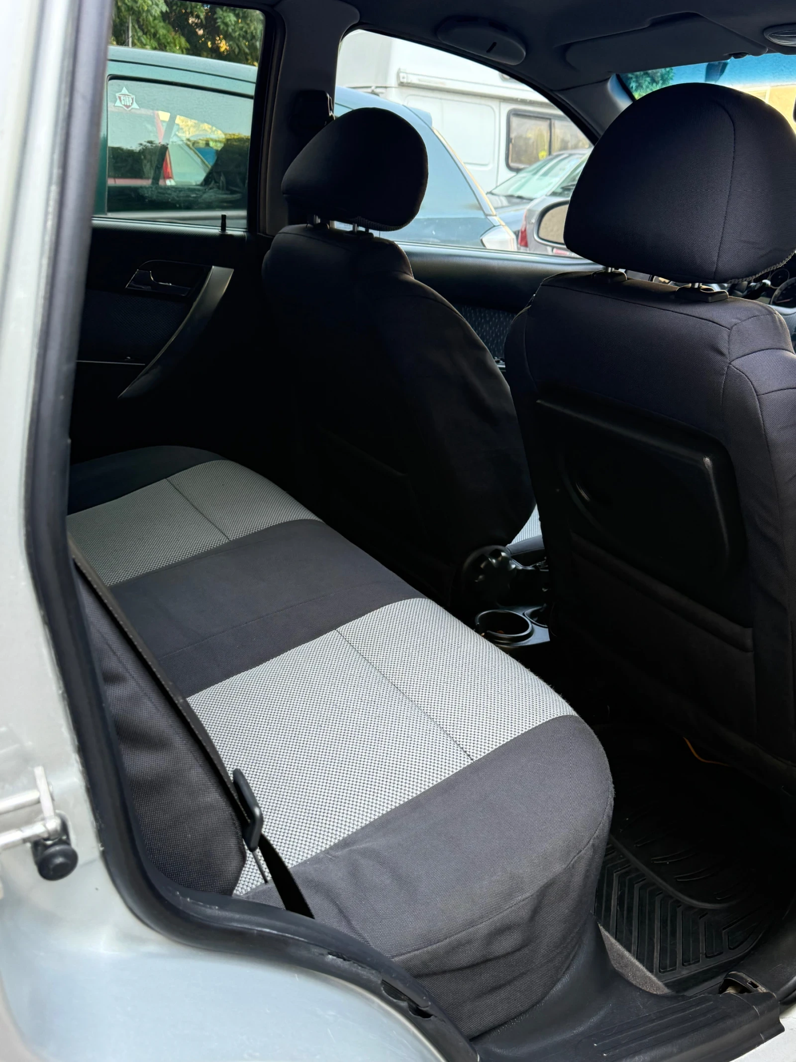 Chevrolet Aveo  - изображение 8