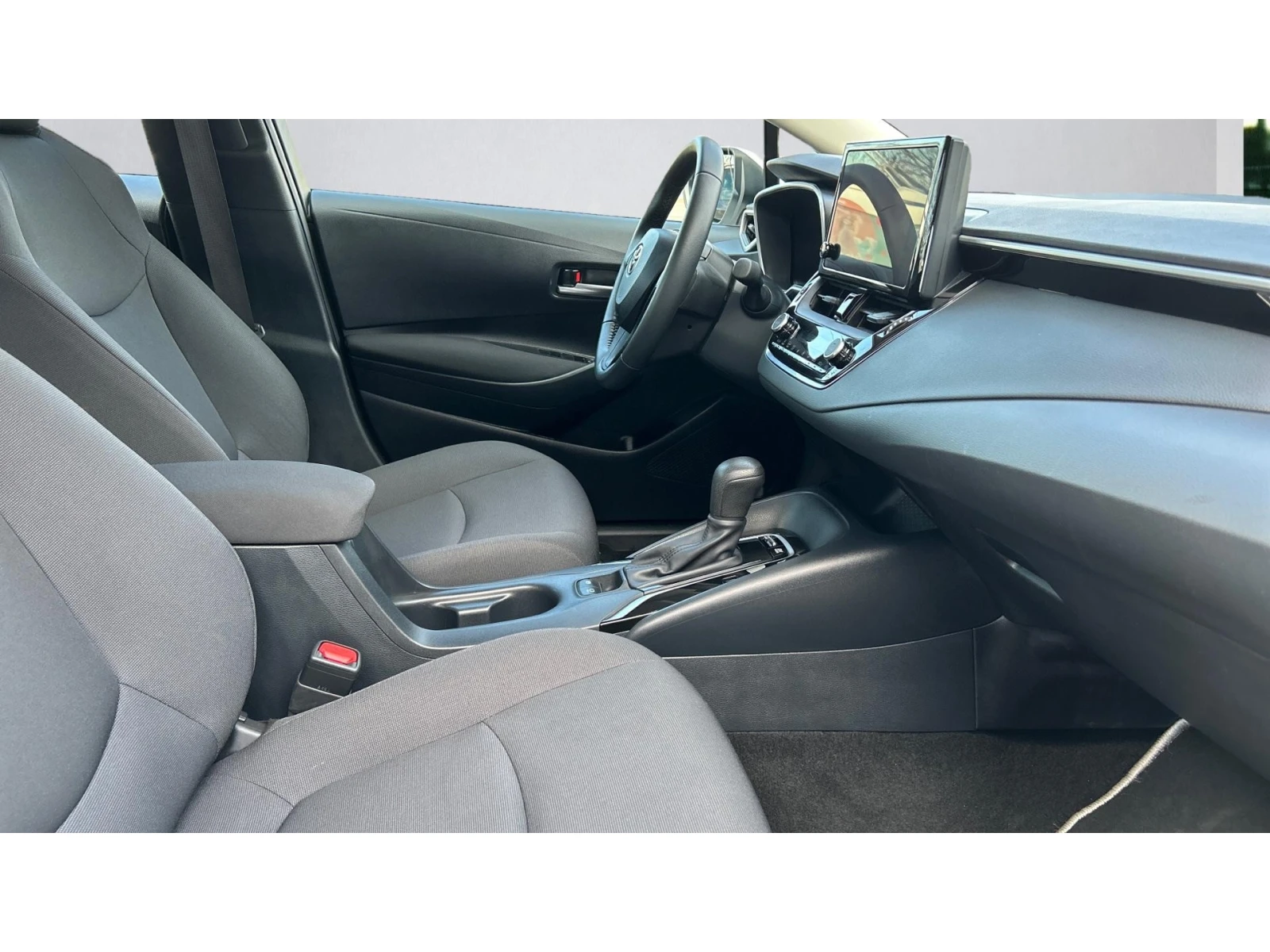 Toyota Corolla Месечна вноска от 390 лв. - изображение 6