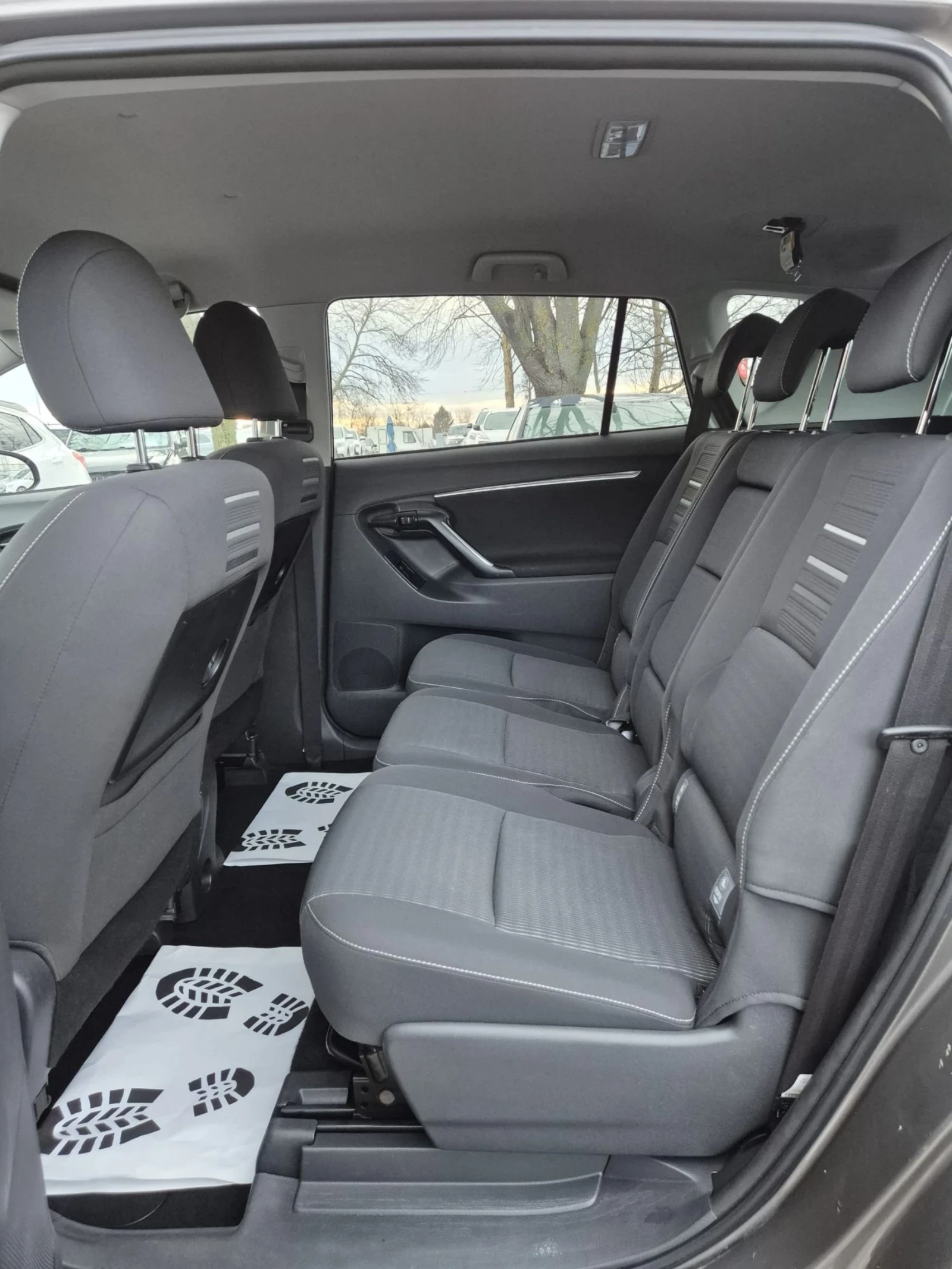 Toyota Verso 1.6i+ Navi+ kamera - изображение 8