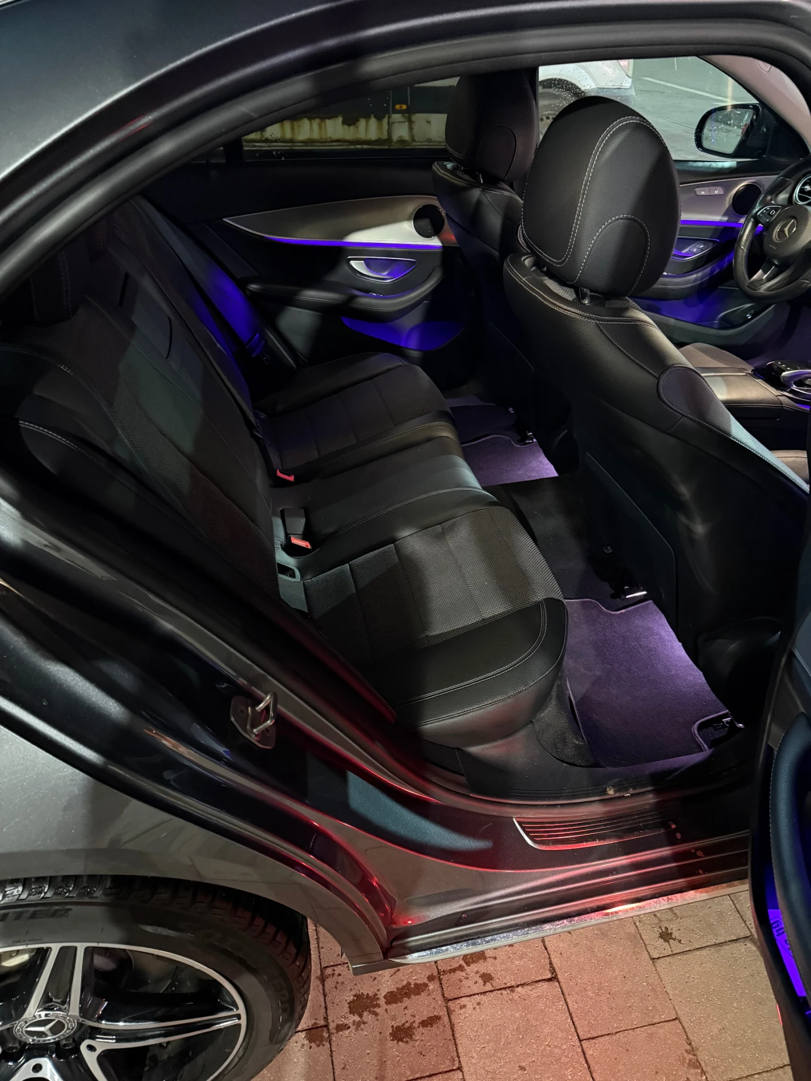 Mercedes-Benz E 350  - изображение 4