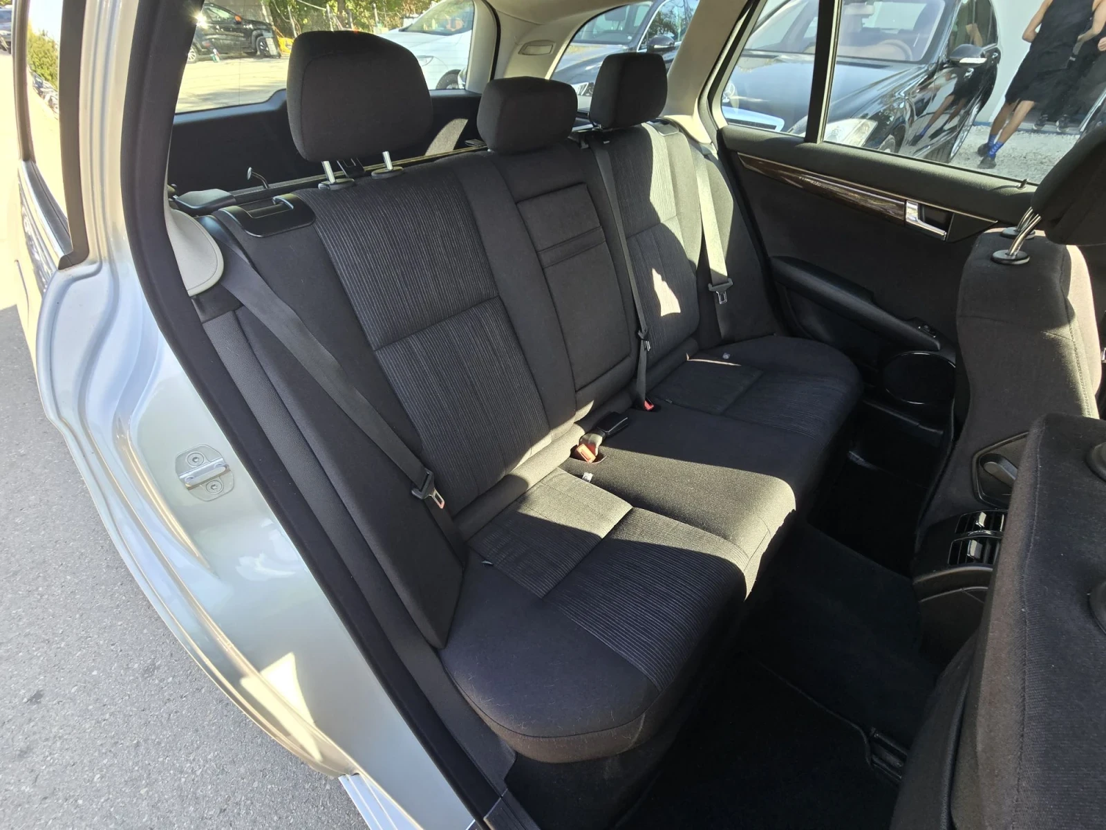 Mercedes-Benz C 220 2.2CDI 170�.� Elegance | Mobile.bg � ����������� 15