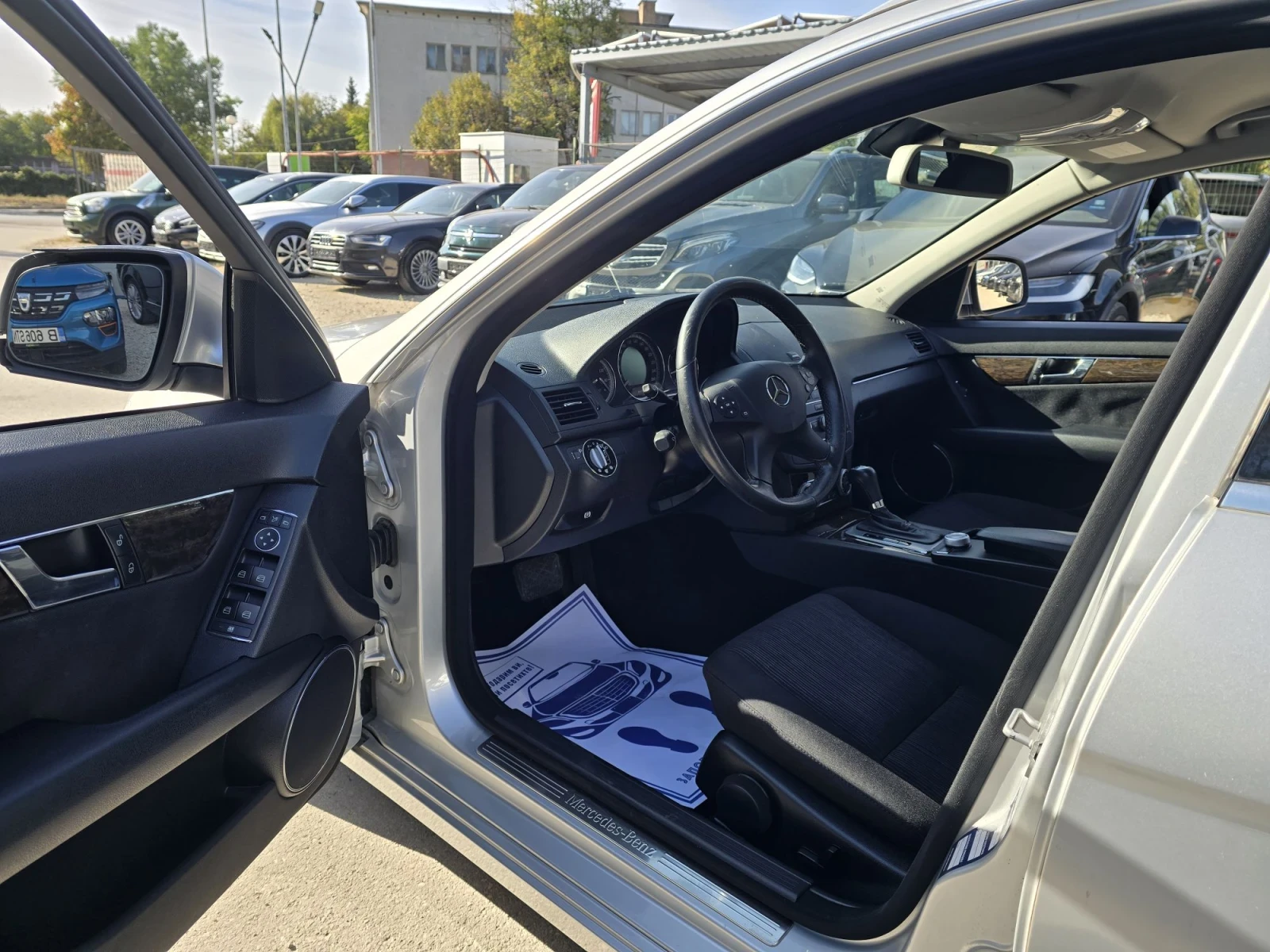 Mercedes-Benz C 220 2.2CDI 170�.� Elegance | Mobile.bg � ����������� 11