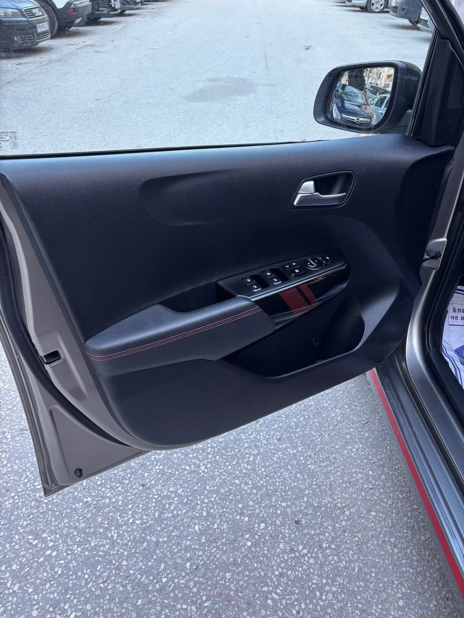 Kia Picanto, снимка 11 - Автомобили и джипове - 53757787