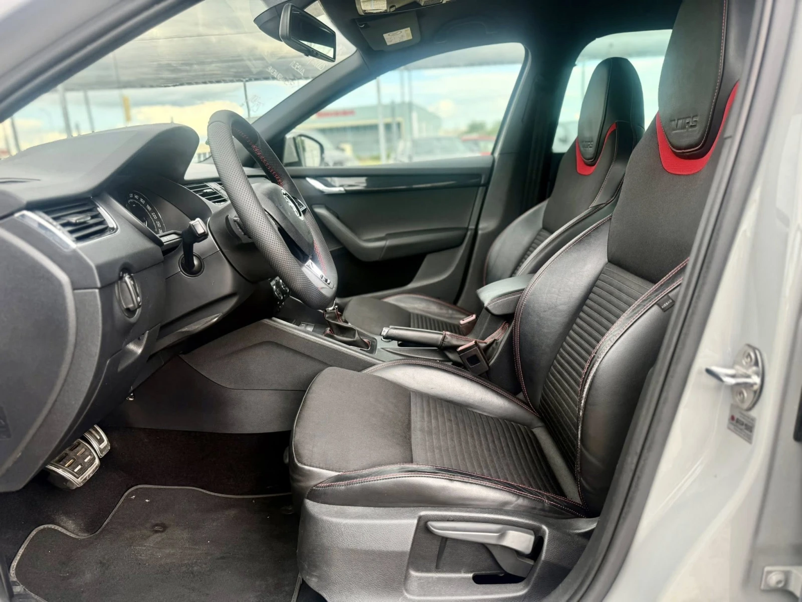 Skoda Octavia 2.0 VRS AВТОМАТИК, снимка 9 - Автомобили и джипове - 54006280