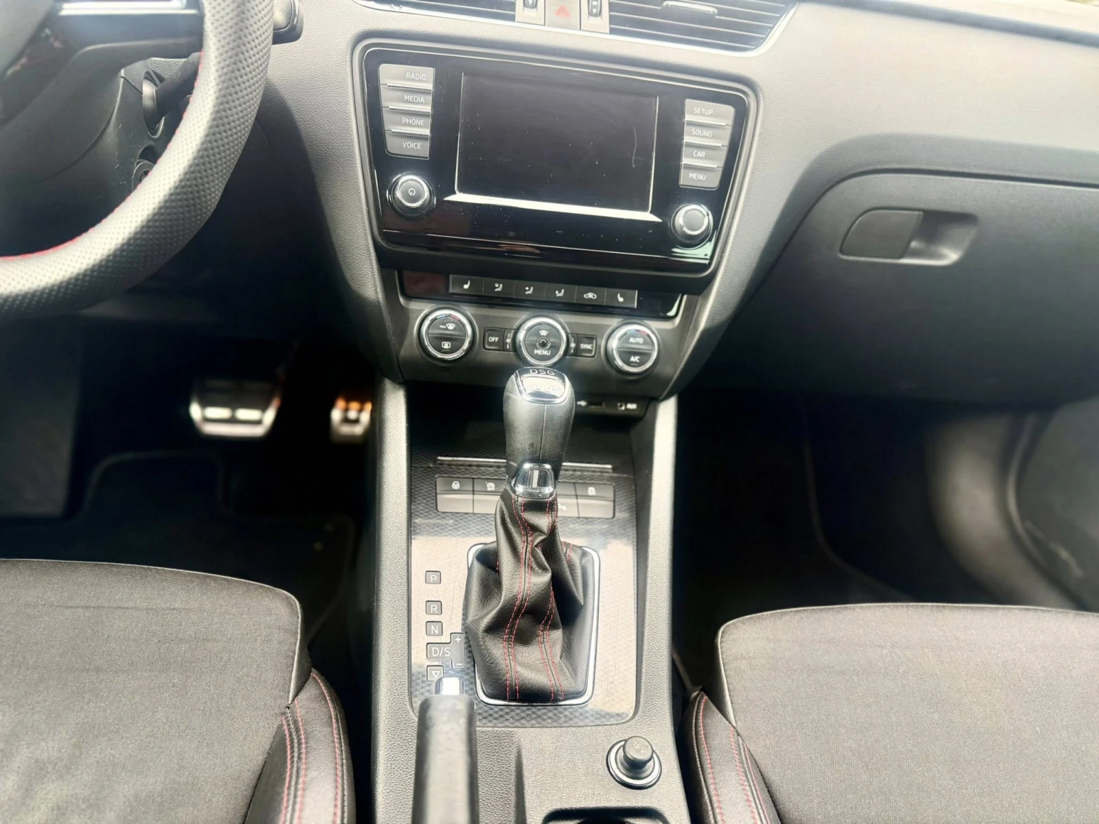 Skoda Octavia 2.0 VRS AВТОМАТИК, снимка 12 - Автомобили и джипове - 54006280