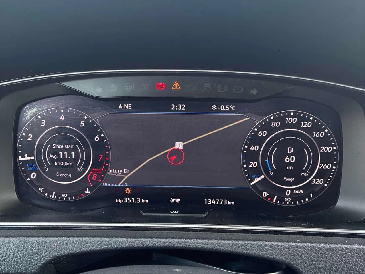 VW Golf * R* 5 door Manual * ПОДГРЕВ* KEYLESS* , снимка 8 - Автомобили и джипове - 54069049