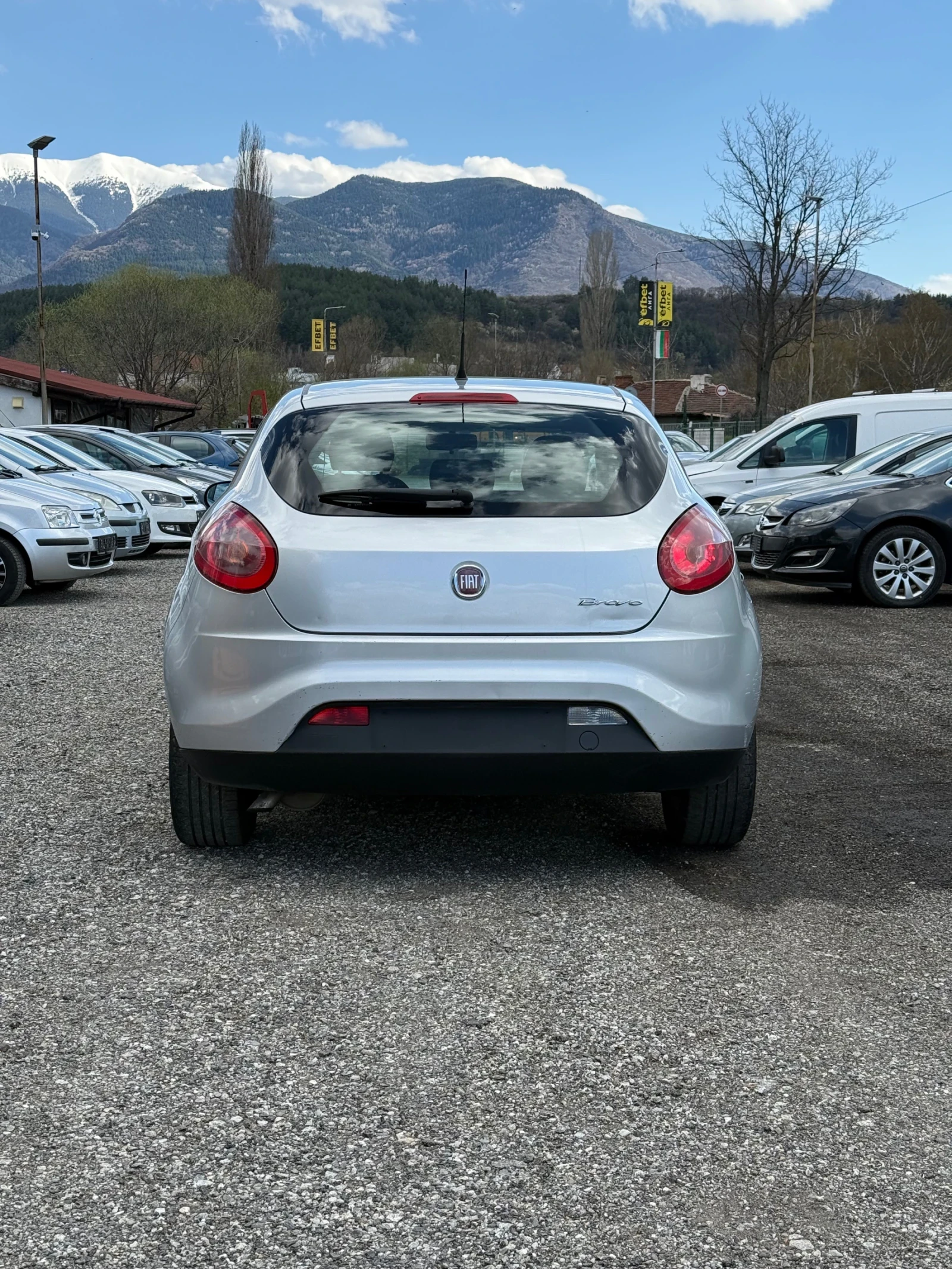 Fiat Bravo 1.4i 90hp Климатроник Само130к км! , снимка 5 - Автомобили и джипове - 54190090