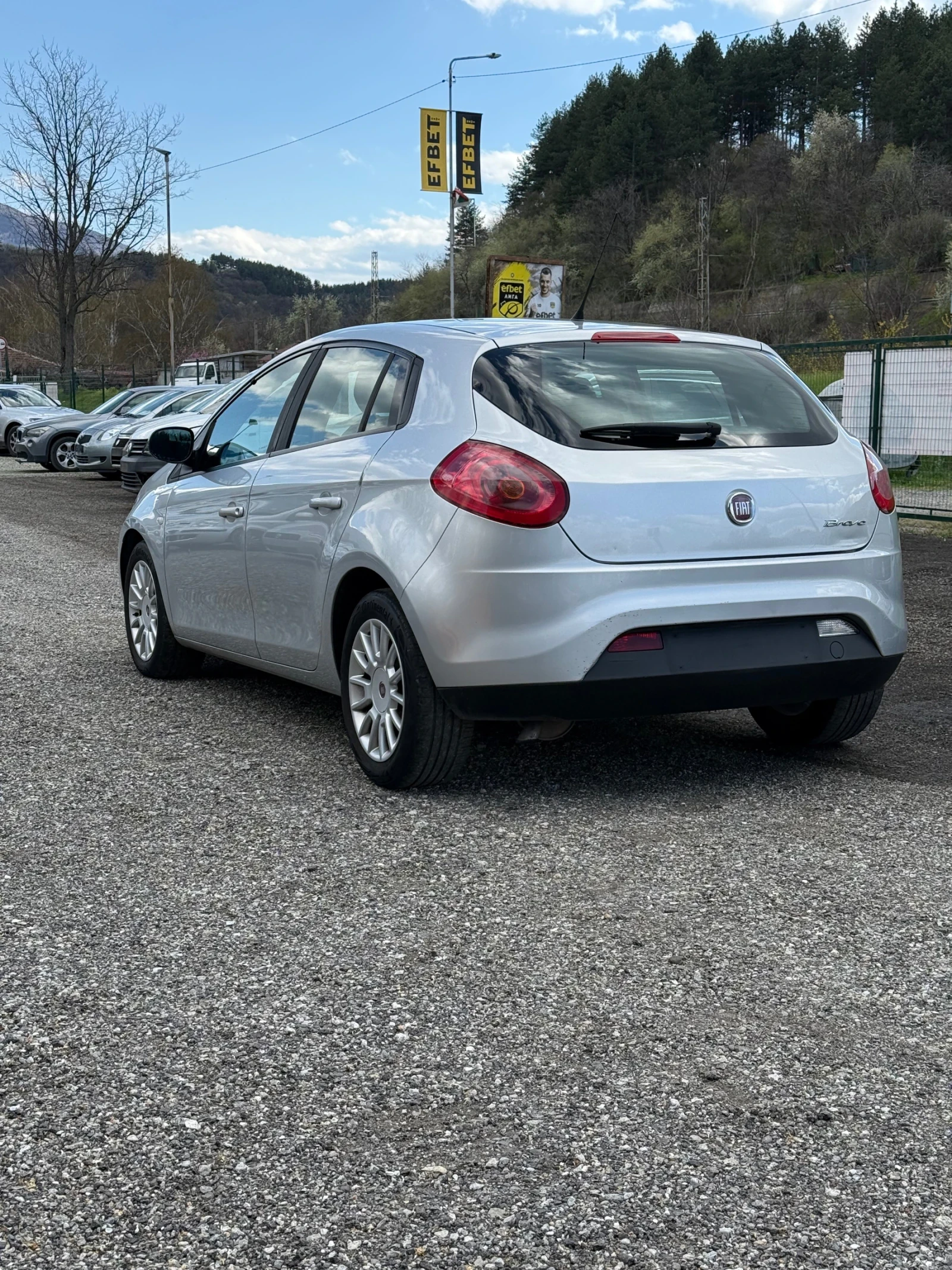 Fiat Bravo 1.4i 90hp Климатроник Само130к км! , снимка 4 - Автомобили и джипове - 54190090