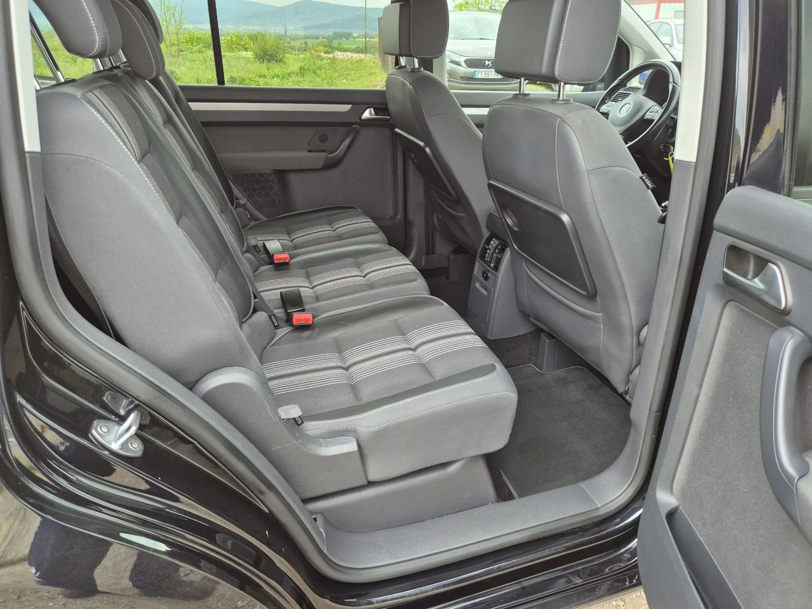 VW Touran 2, 0TDI/MATCH/GERMANY , снимка 8 - Автомобили и джипове - 54458925
