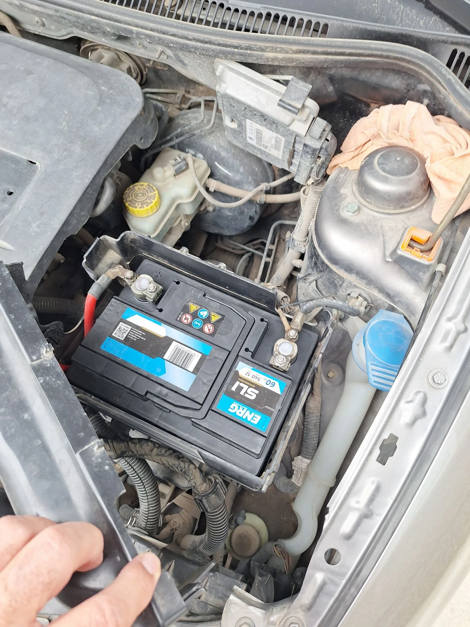 Seat Cordoba, снимка 12 - Автомобили и джипове - 54482175