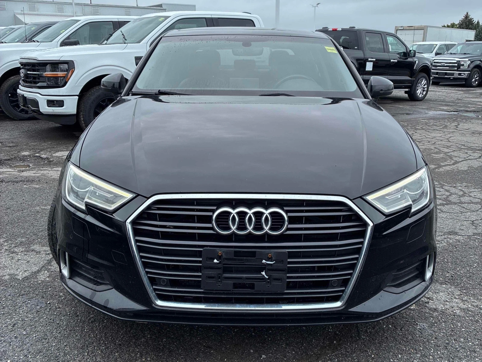 Audi A3 * Komfort * CARFAX * БЕЗ ПЪРВОНАЧАЛНА ВНОСКА, снимка 6 - Автомобили и джипове - 56056574