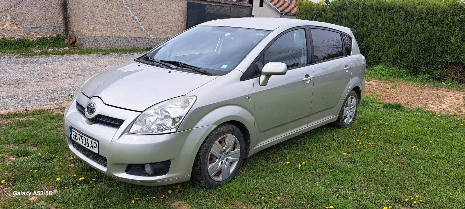 Toyota Corolla verso, снимка 9 - Автомобили и джипове - 56139998