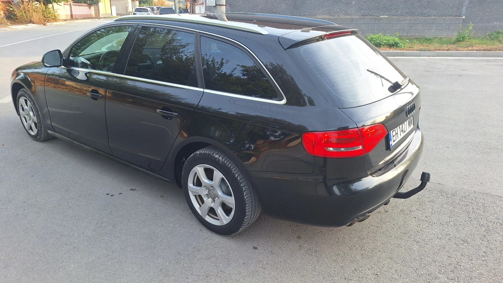 Audi A4 2.0 143 кн, снимка 5 - Автомобили и джипове - 56424062