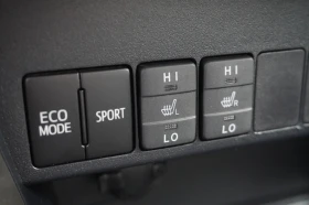 Toyota Rav4 2.2 150KC, 4WD, 20th ANNIVERSARY, ПЕРЛА, снимка 12
