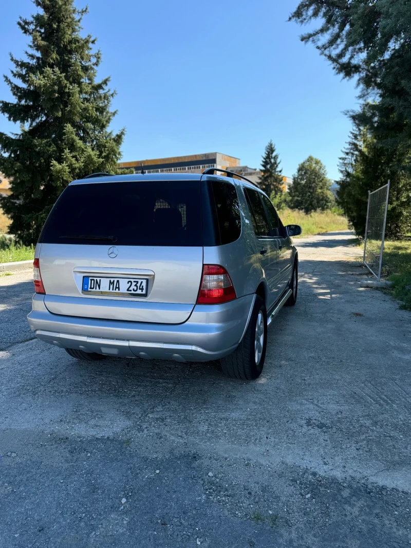 Mercedes-Benz ML 350, снимка 4 - Автомобили и джипове - 47294088