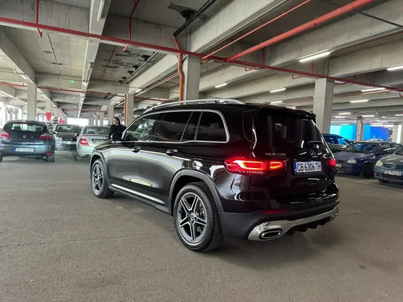 Mercedes-Benz GLB 200, 7 места, AMG, снимка 2 - Автомобили и джипове - 47777419