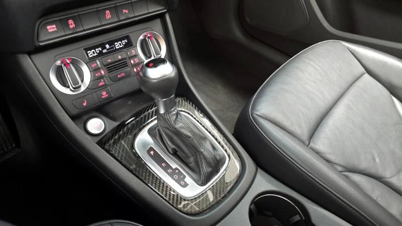 Audi Q3 35TDI QUATTRO DYNAMIC autogeorge.com, снимка 8 - Автомобили и джипове - 52287139