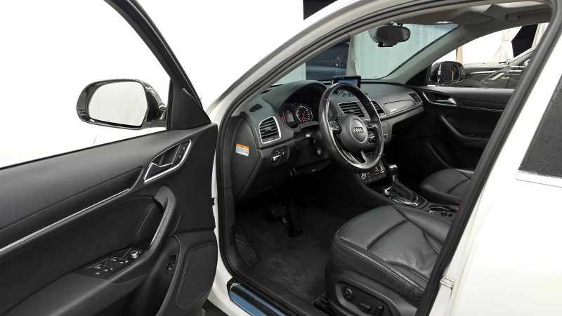 Audi Q3 35TDI QUATTRO DYNAMIC autogeorge.com, снимка 9 - Автомобили и джипове - 52287139