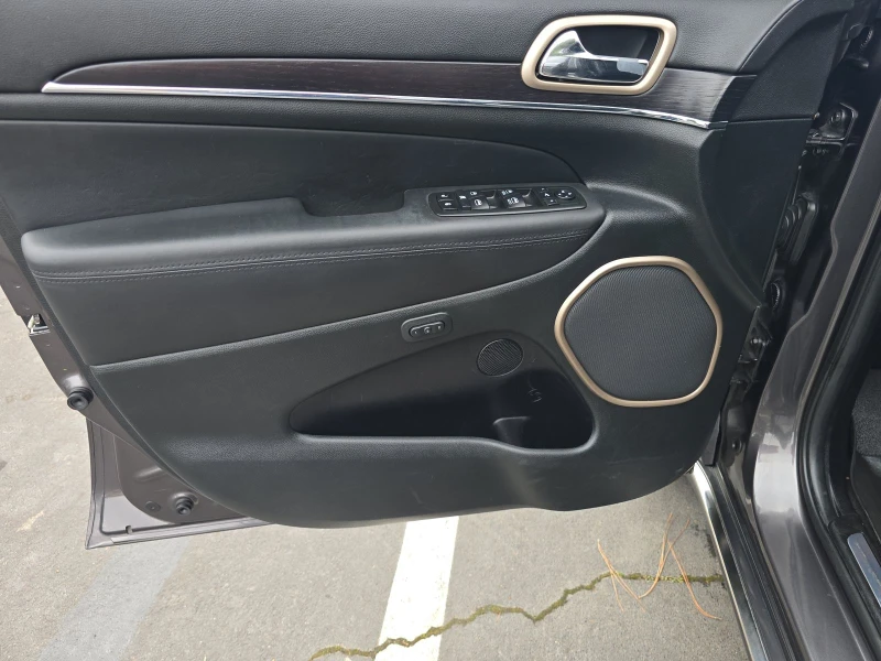 Jeep Grand cherokee Summit* FULL* Калифорния* Без инциденти, снимка 13 - Автомобили и джипове - 53513490