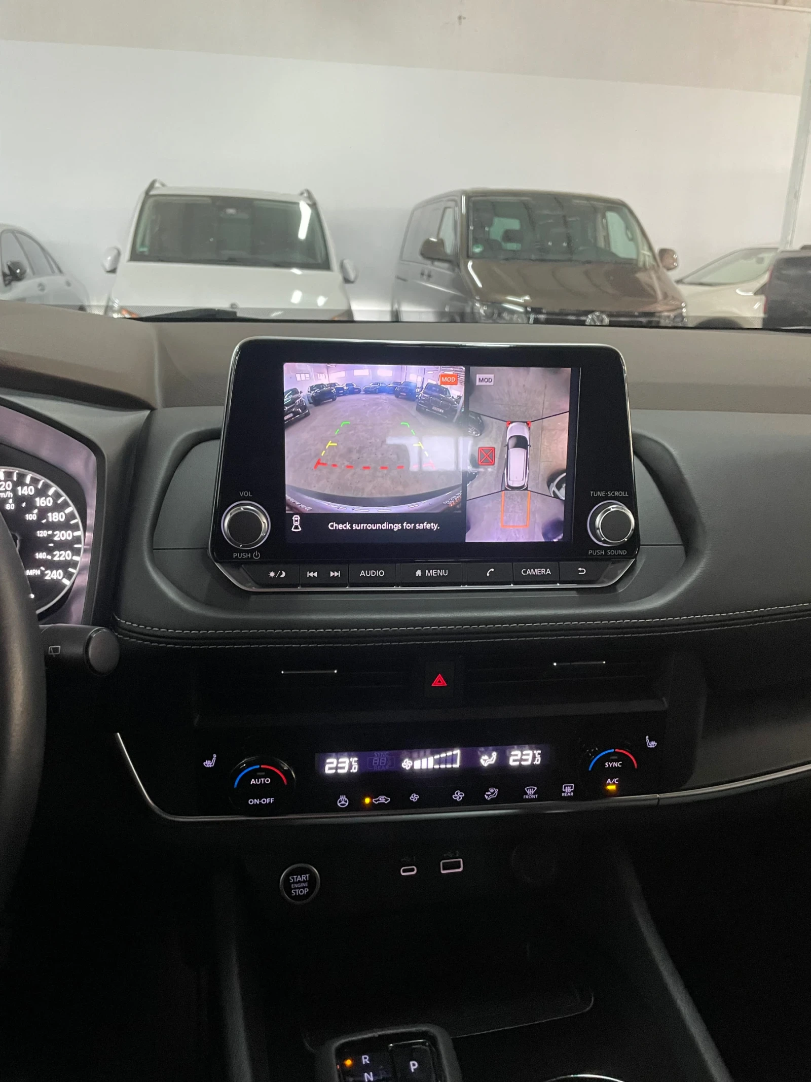 Nissan Rogue III2023/1.5VC-Turbo///360//Led adap | Mobile.bg   15