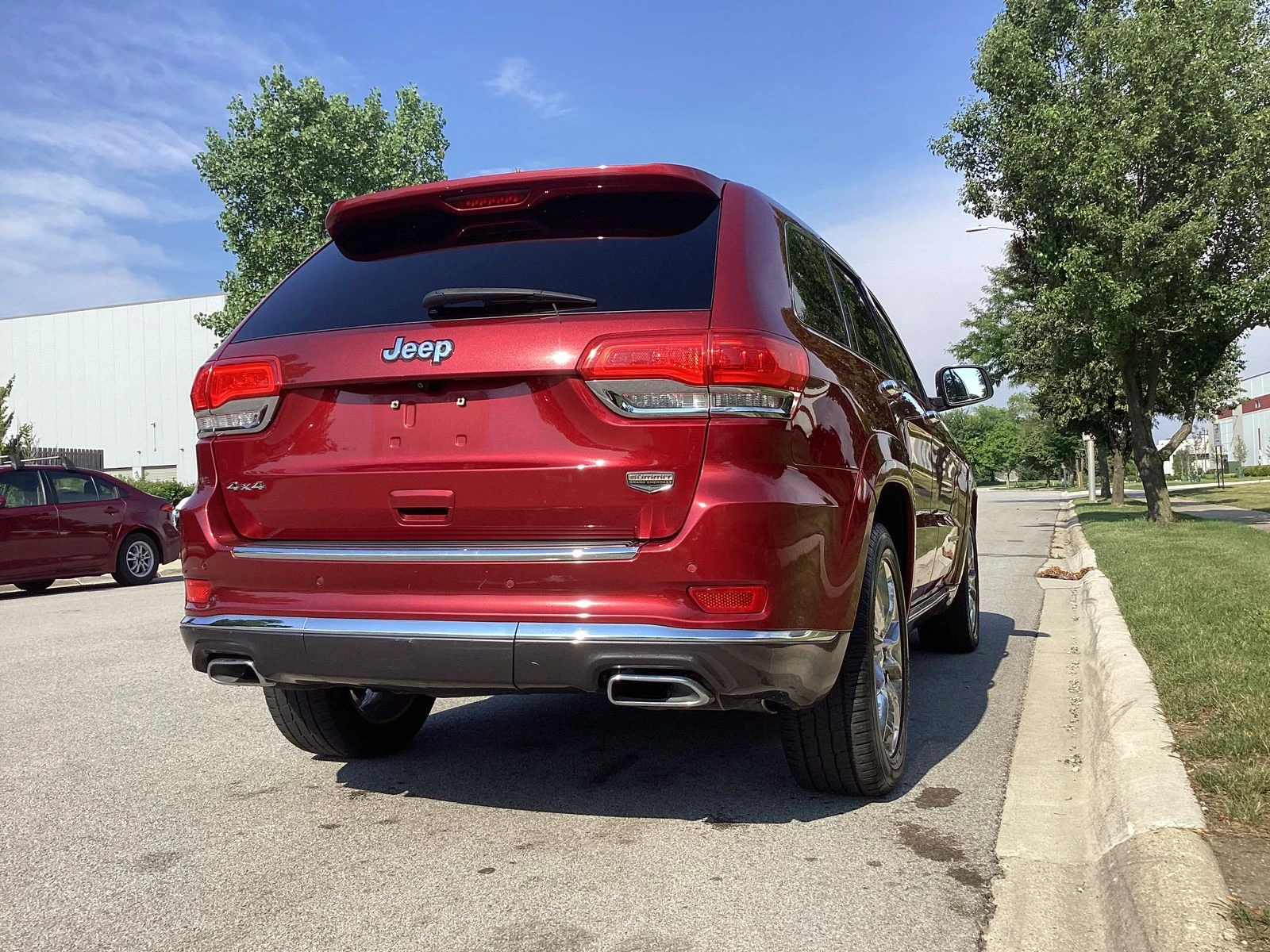 Jeep Grand cherokee SUMMIT* HEMI 5.7* 8ZF* ОБДУХ* ПАНО* ДИГИТАЛ* DISTR - изображение 7
