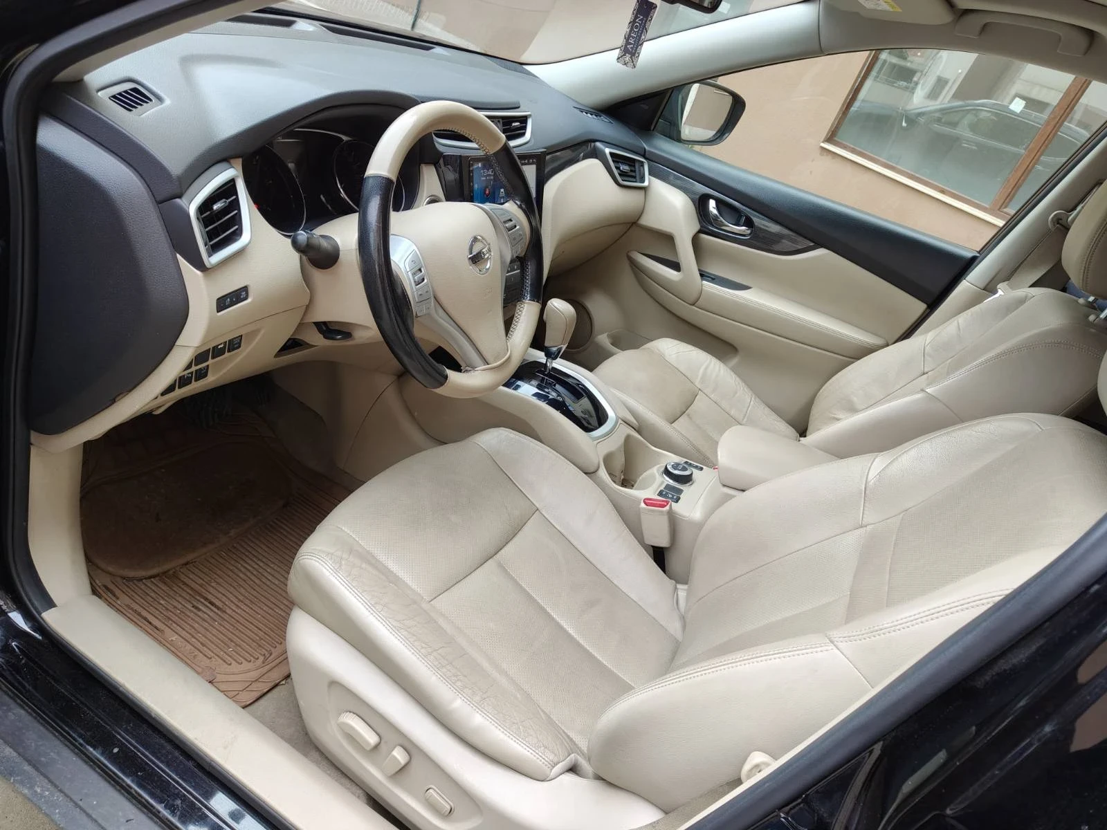 Nissan X-trail 2.0 4x4/  first owner / full quipment  - изображение 9