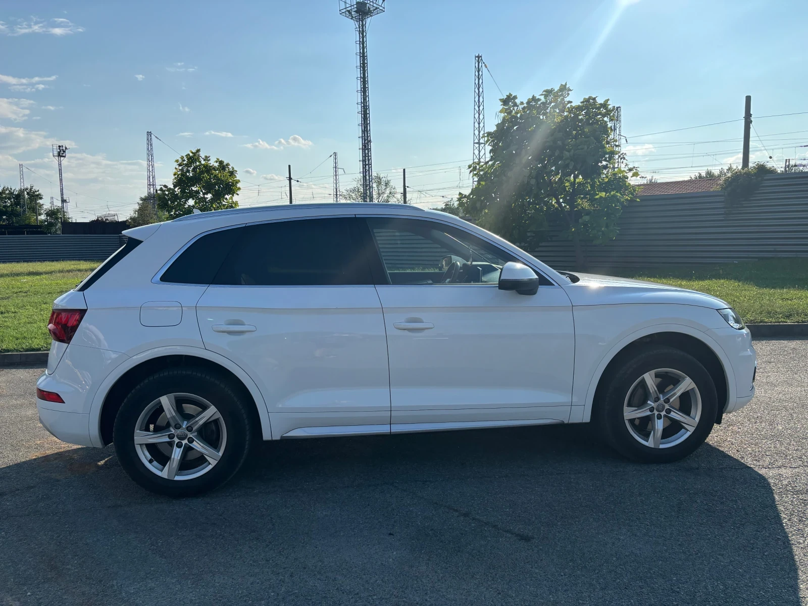 Audi Q5 2.0TDI Quattro, снимка 3 - Автомобили и джипове - 53818576