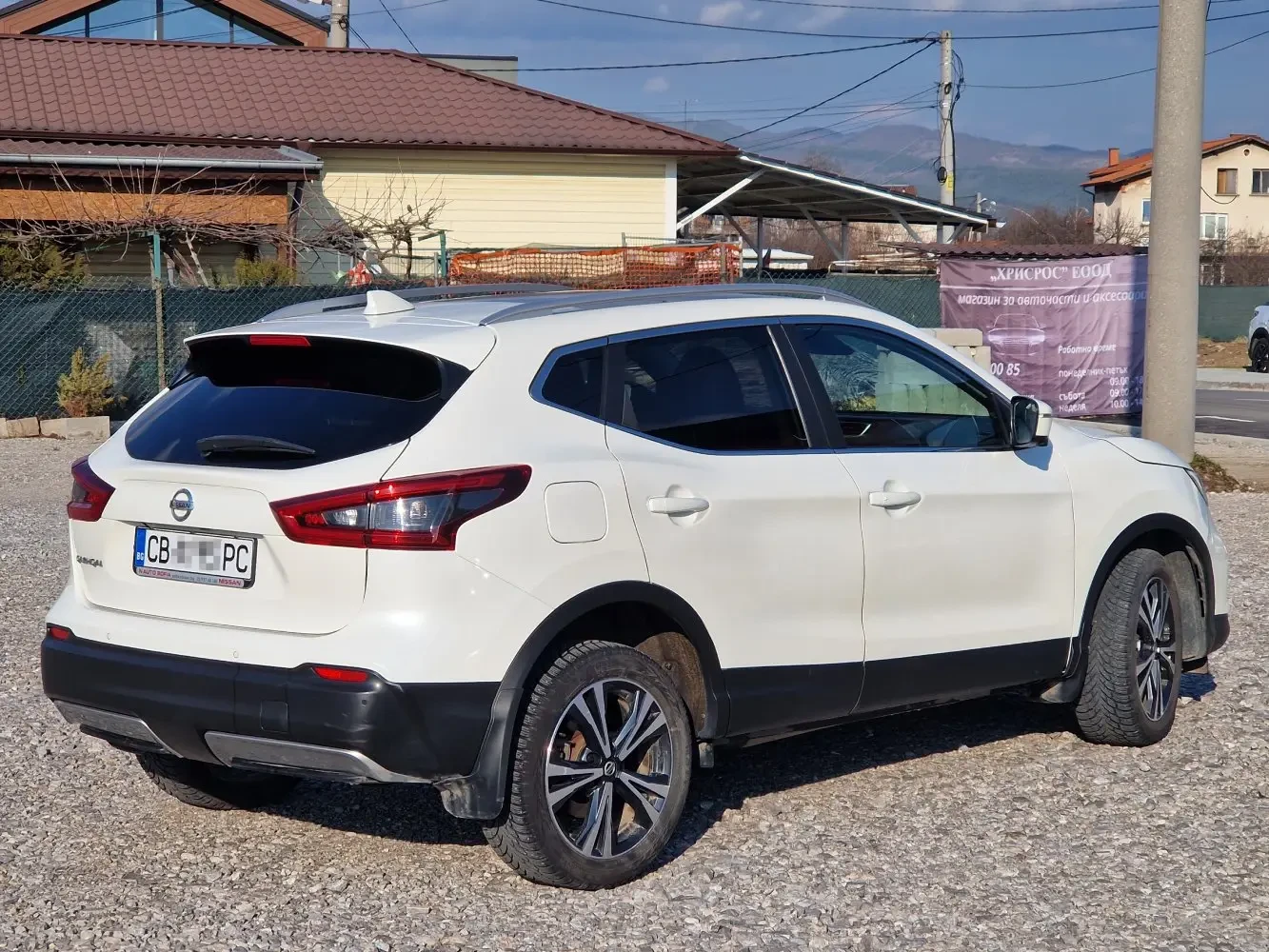 Nissan Qashqai, снимка 2 - Автомобили и джипове - 53839533