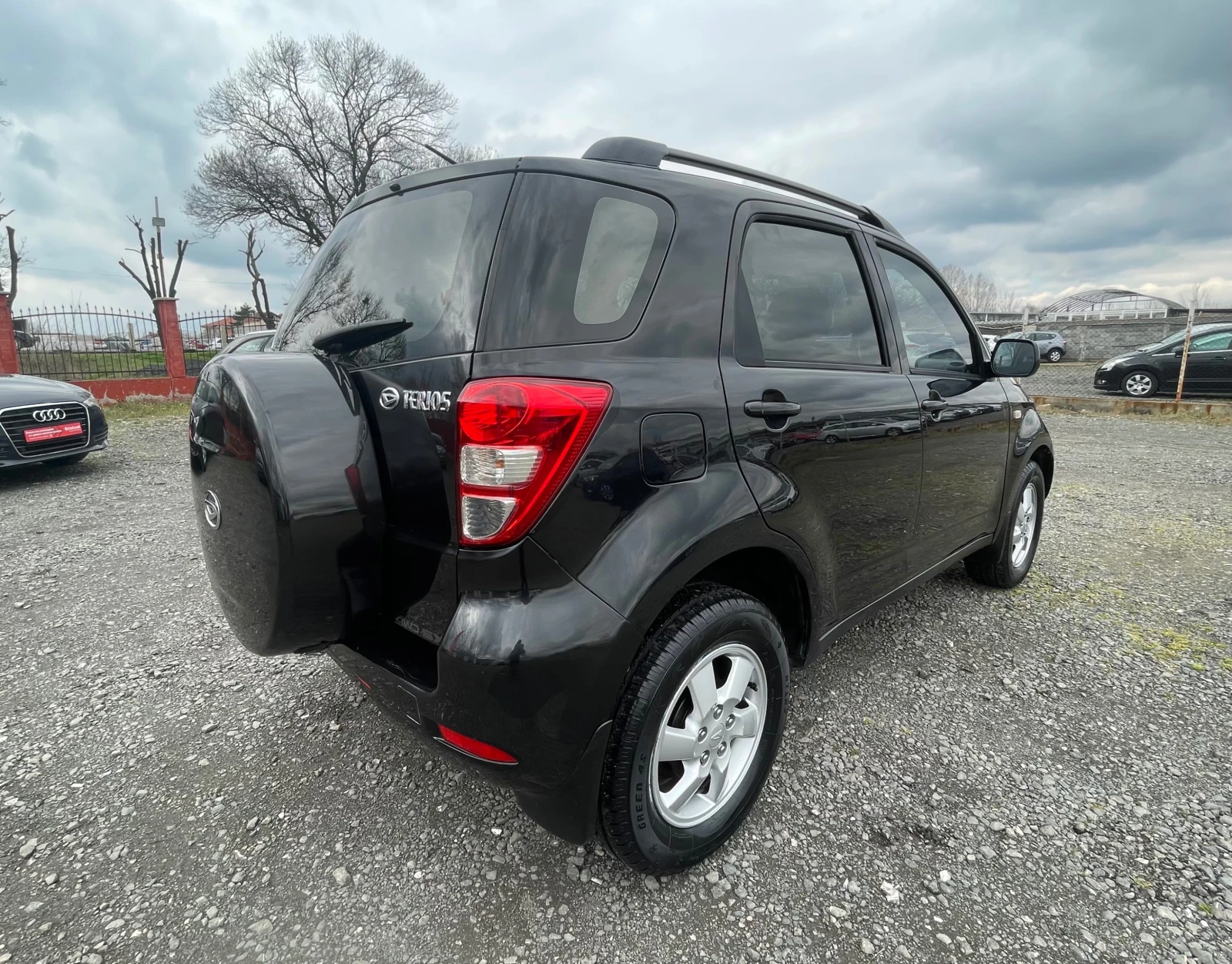 Daihatsu Terios II Restyling 1.5i(105 Hp)БЕНЗИН 4WD  Automatic, снимка 5 - Автомобили и джипове - 54031867