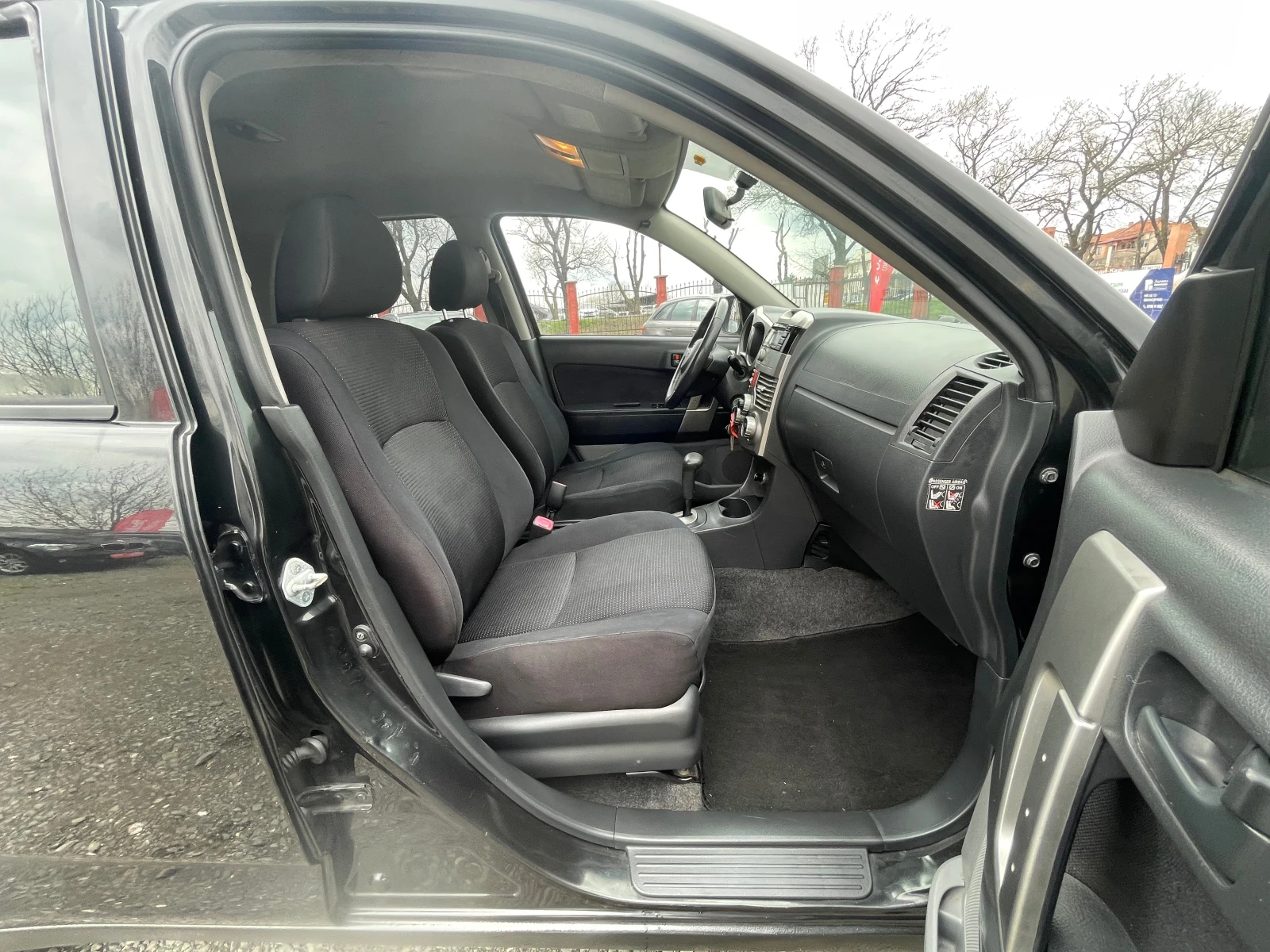 Daihatsu Terios II Restyling 1.5i(105 Hp)БЕНЗИН 4WD  Automatic, снимка 13 - Автомобили и джипове - 54031867