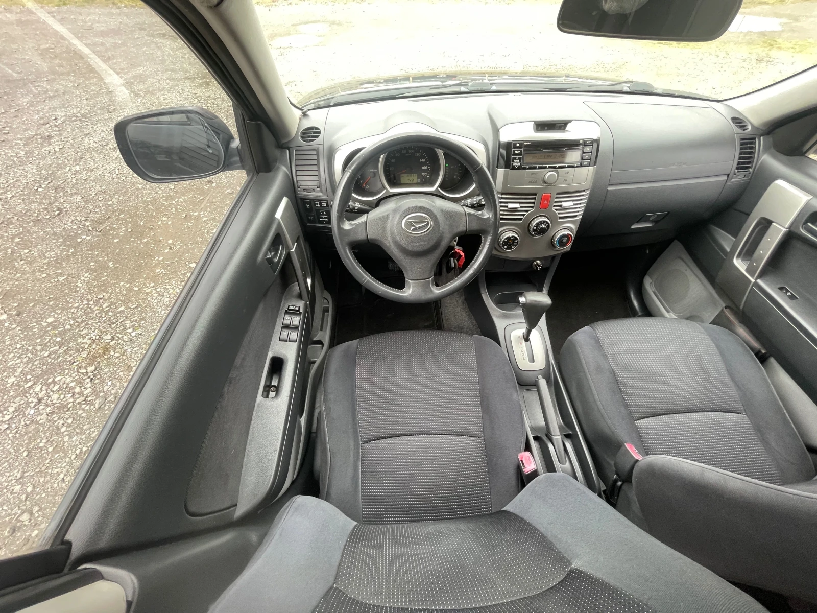 Daihatsu Terios II Restyling 1.5i(105 Hp)БЕНЗИН 4WD  Automatic, снимка 11 - Автомобили и джипове - 54031867