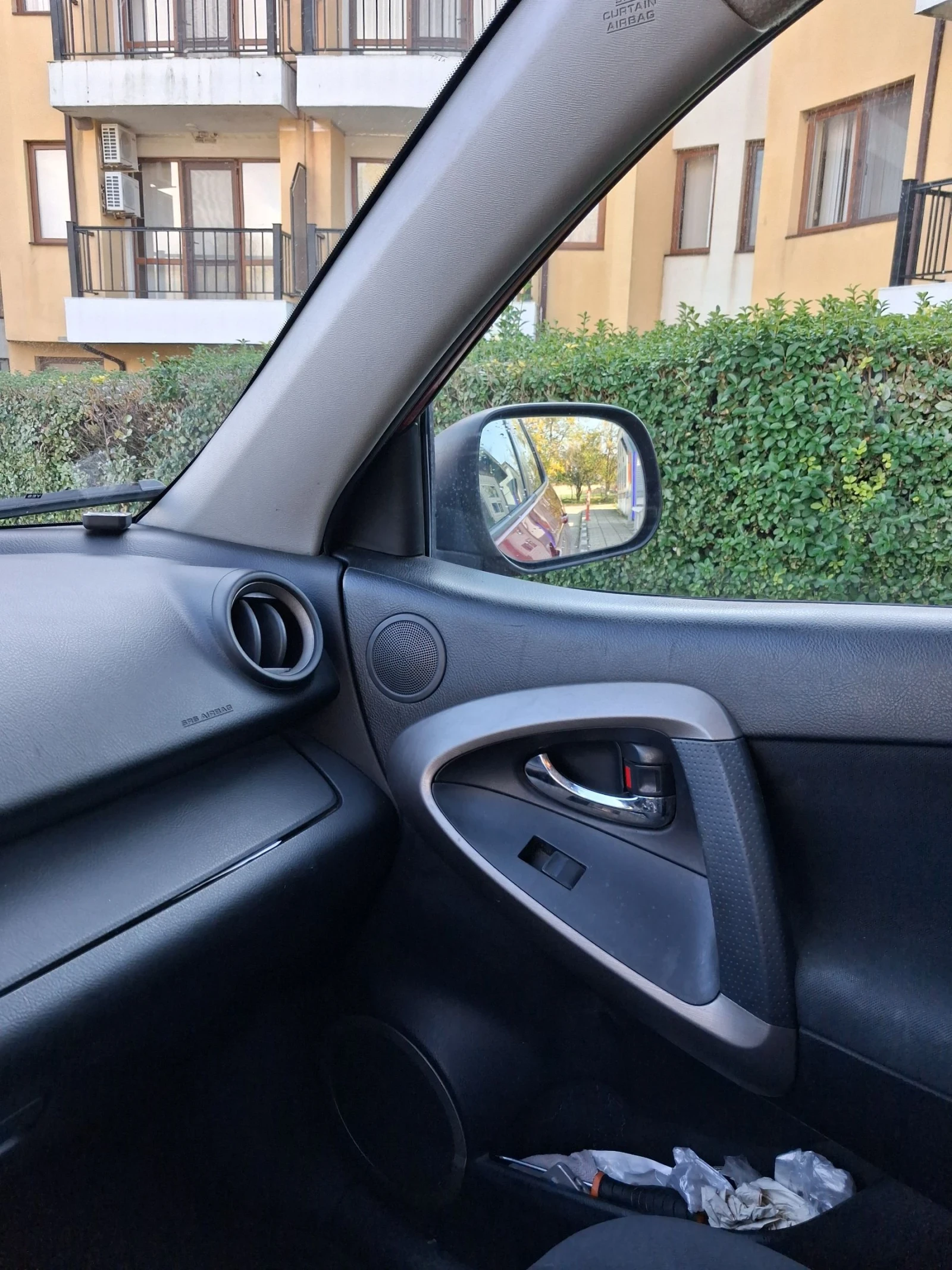 Toyota Rav4 3, снимка 6 - Автомобили и джипове - 54230029