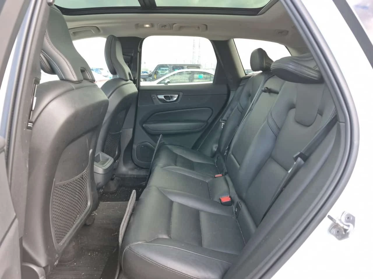 Volvo XC60 * MOMENTUM * CARFAX * ЦЕНА ДО БГ, снимка 11 - Автомобили и джипове - 54738918