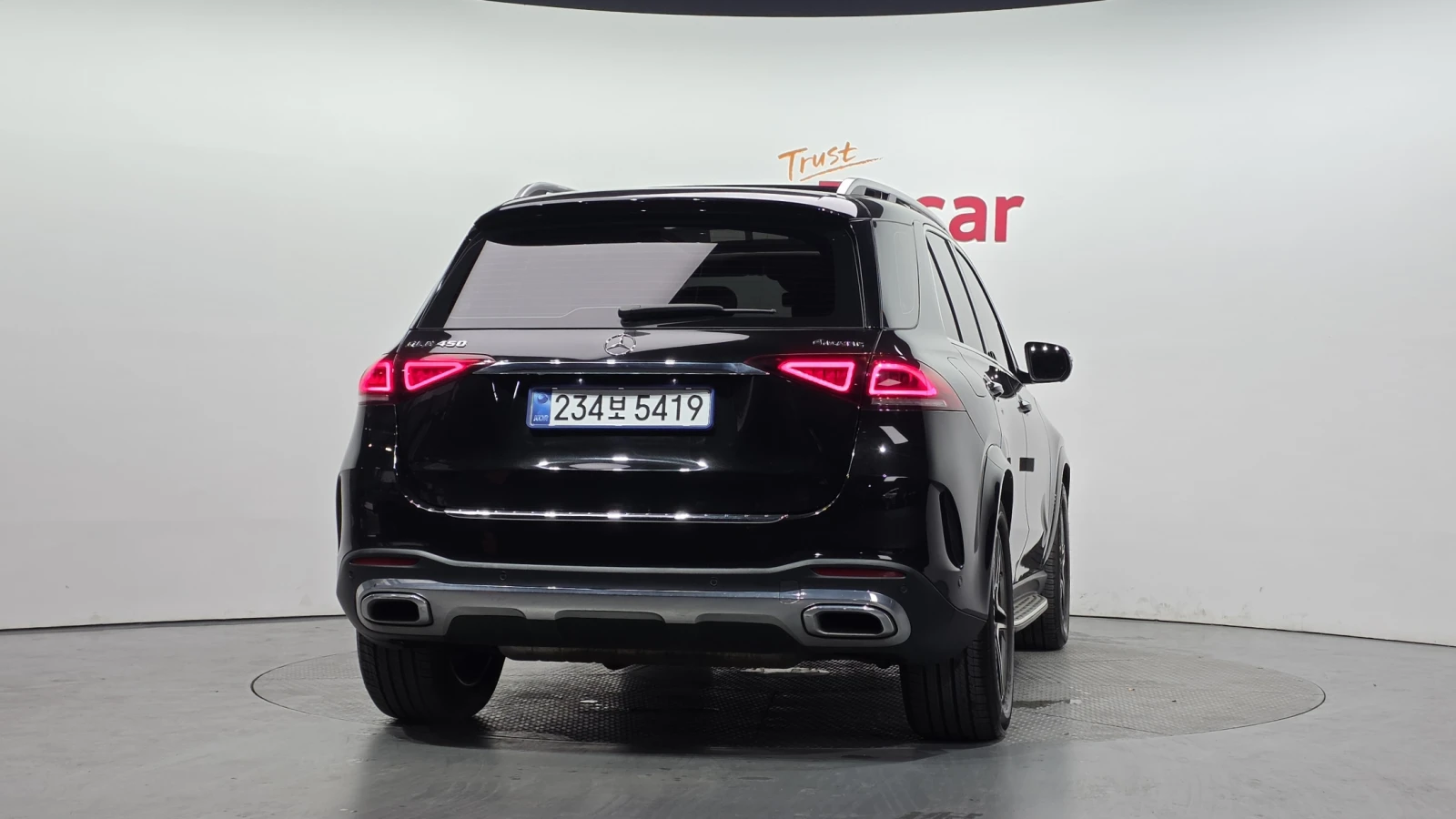 Mercedes-Benz GLE 450 AMG AMG PK* PANO* 360* HEAD-UP* ОБДУХ* ДИСТРОНИК* КРАЙ, снимка 4 - Автомобили и джипове - 54818526