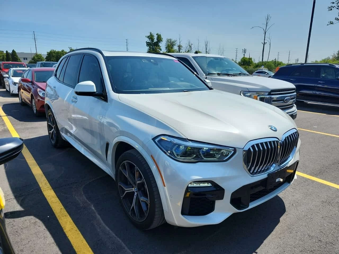 BMW X5 40i Xdrive M-pack AIR SUS 7 Места CARFAX, снимка 2 - Автомобили и джипове - 55448166