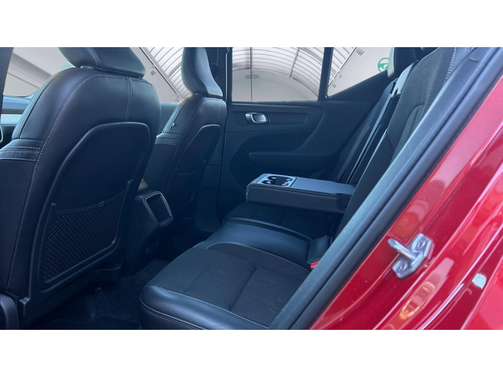 Volvo XC40 T4 2.0 AWD A/T, Месечна вноска от 257  , снимка 10 - Автомобили и джипове - 56080616