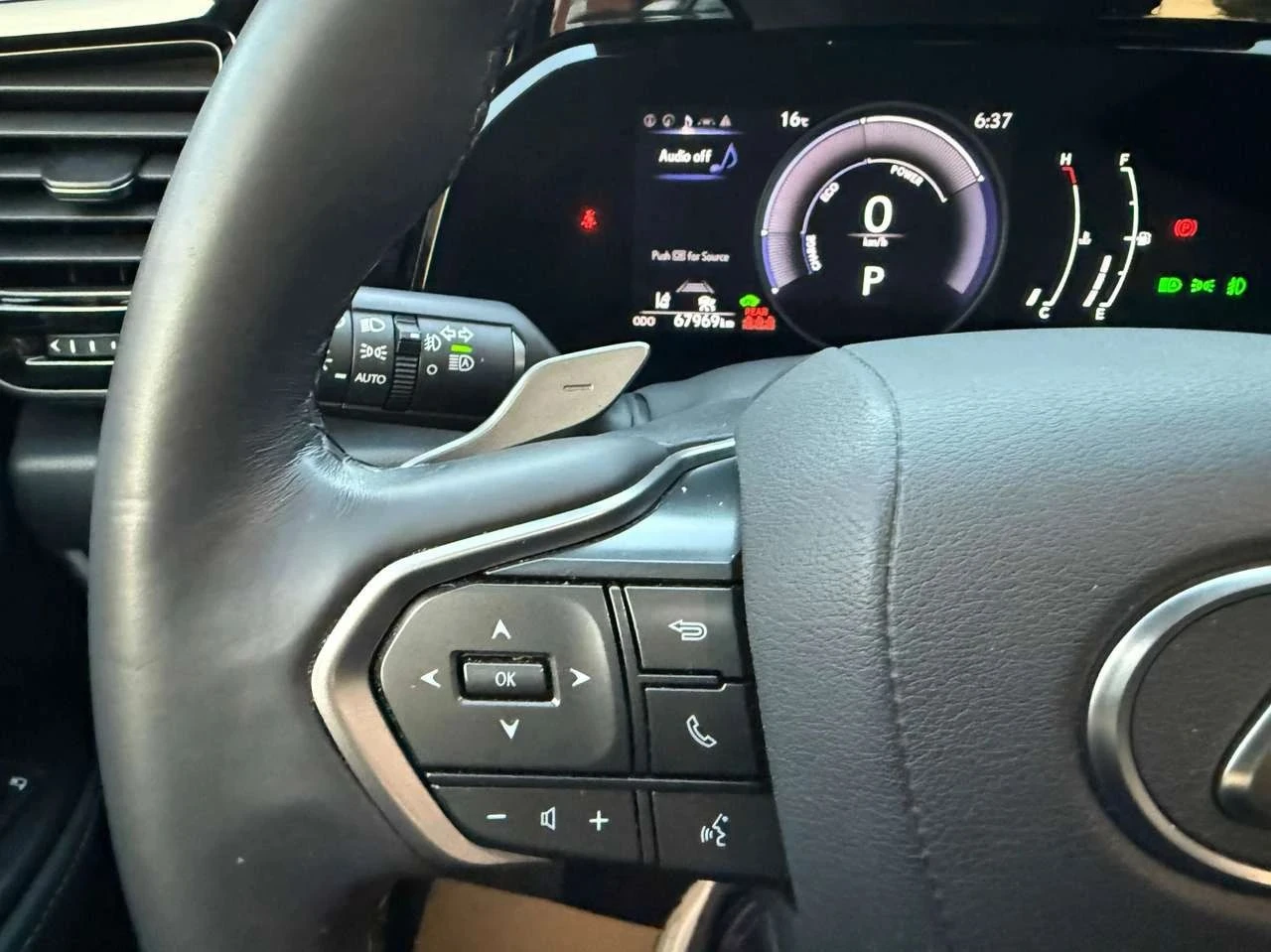Lexus NX, снимка 15 - Автомобили и джипове - 56706549