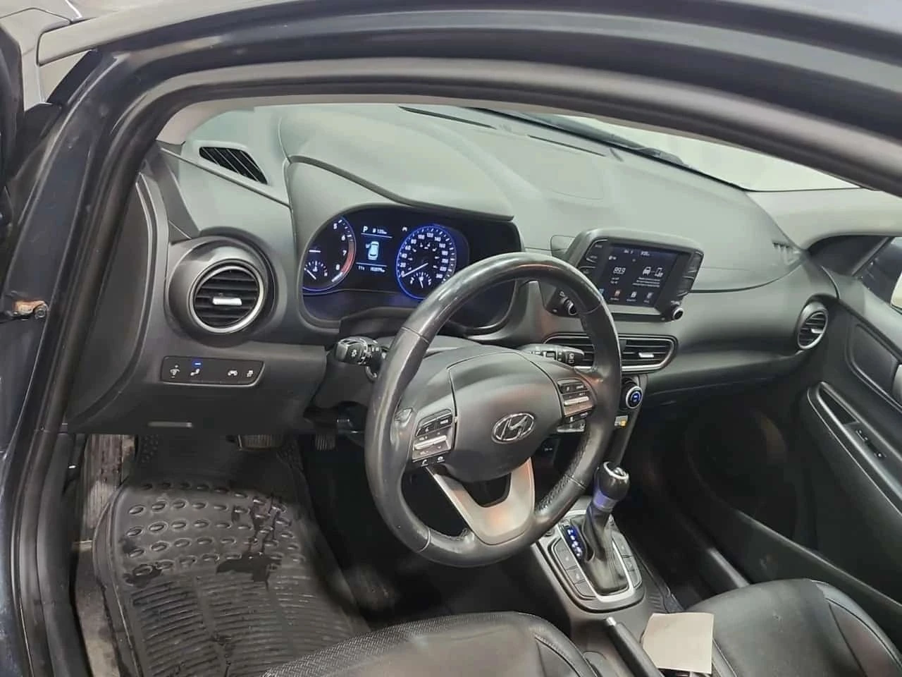 Hyundai Kona, снимка 12 - Автомобили и джипове - 56726663