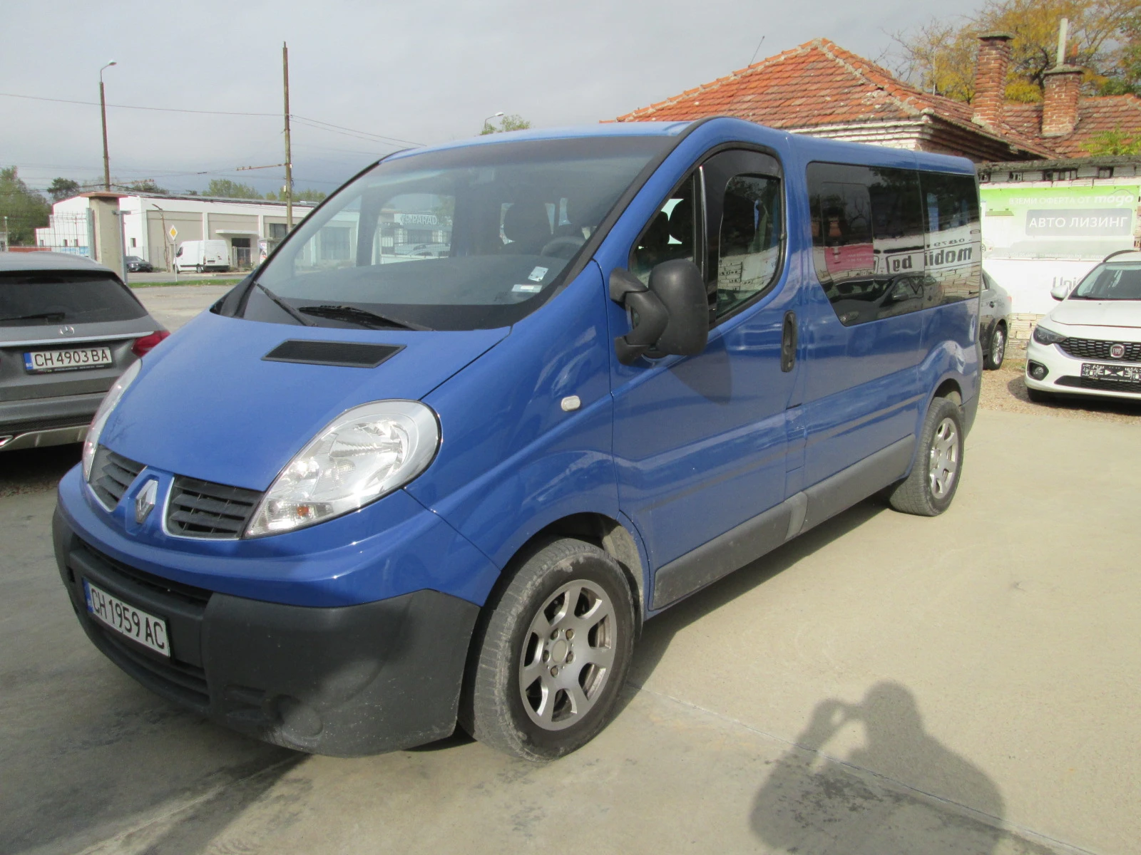 Renault Trafic 1.9dci 6mesta klima - изображение 8