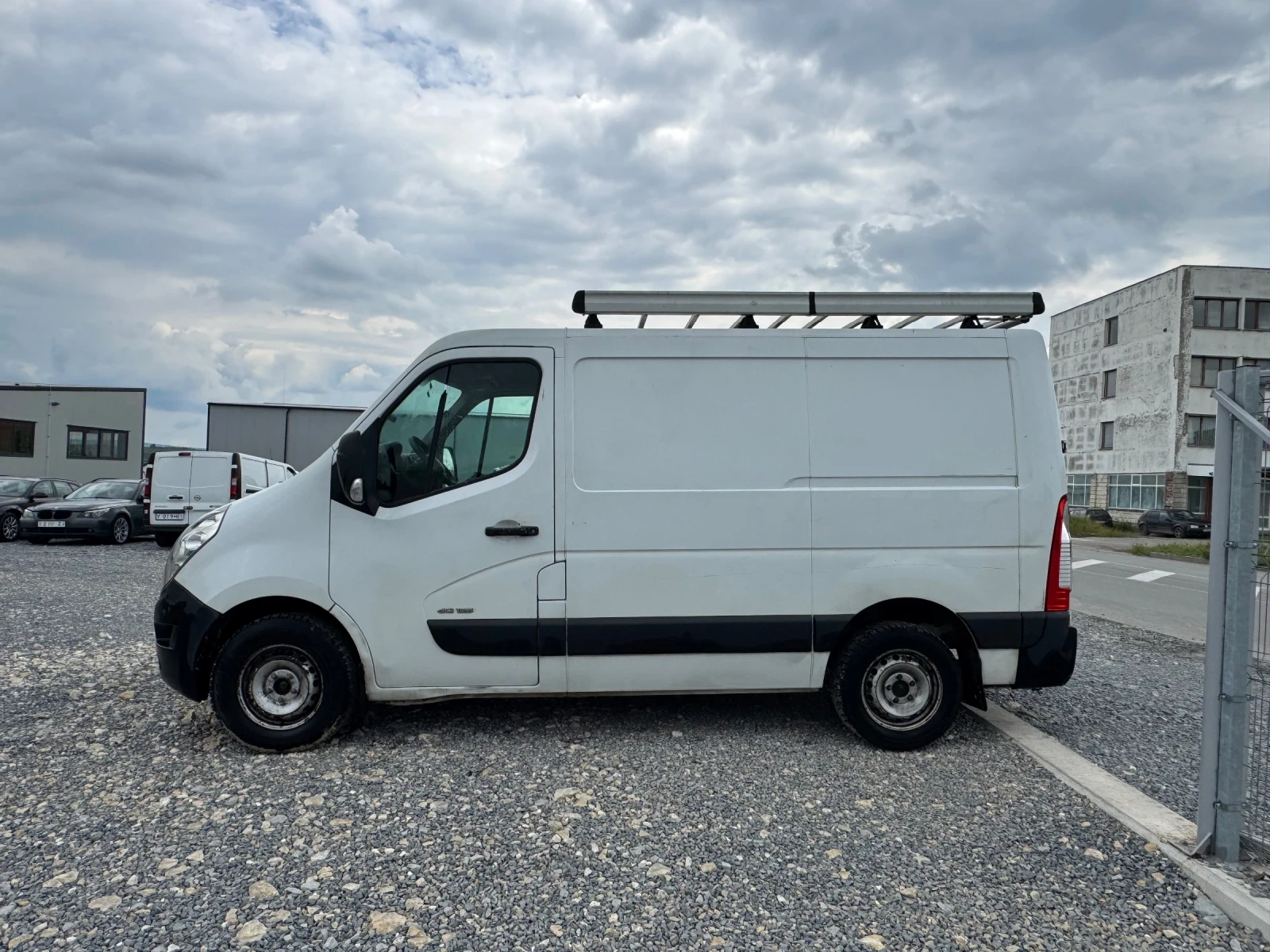 Renault Master 2.3 , снимка 8 - Бусове и автобуси - 54739931